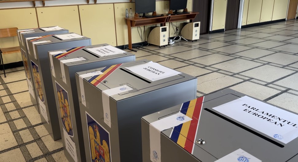 Conflict de interese la o secție de votare din Dolhasca 