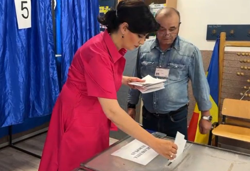 Larisa Blanari: „ Am votat românește!”