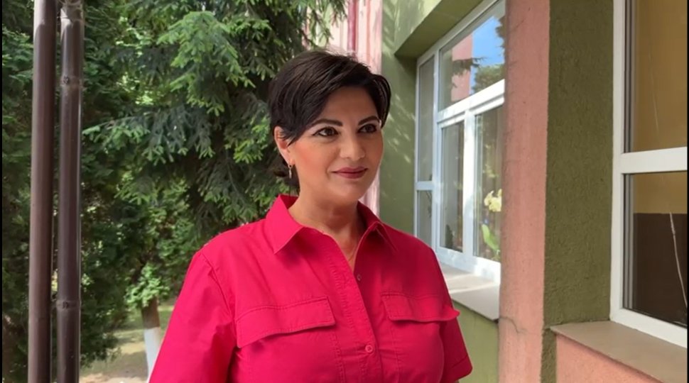 Larisa Blanari: „ Am votat românește!” 558