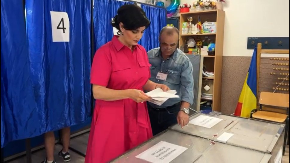 Larisa Blanari: „ Am votat românește!” 559