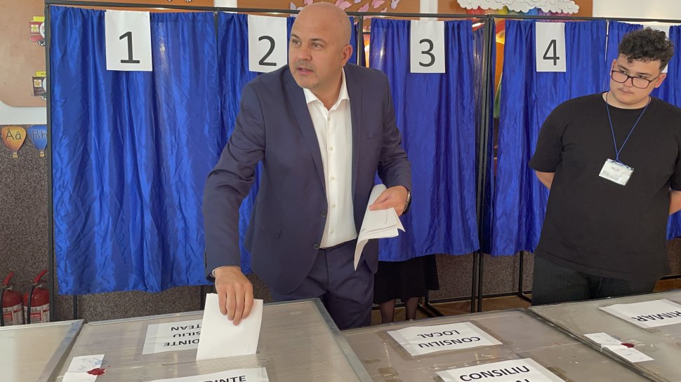 Ungureanu: ”Am votat cu sete împotriva mafiei lemnului, am votat pentru un județ fără hoție”