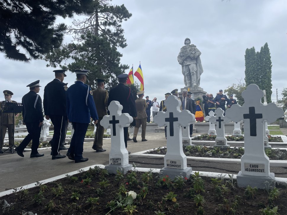 Ziua Eroilor a fost celebrată la Suceava cu o slujbă de comemorare 651