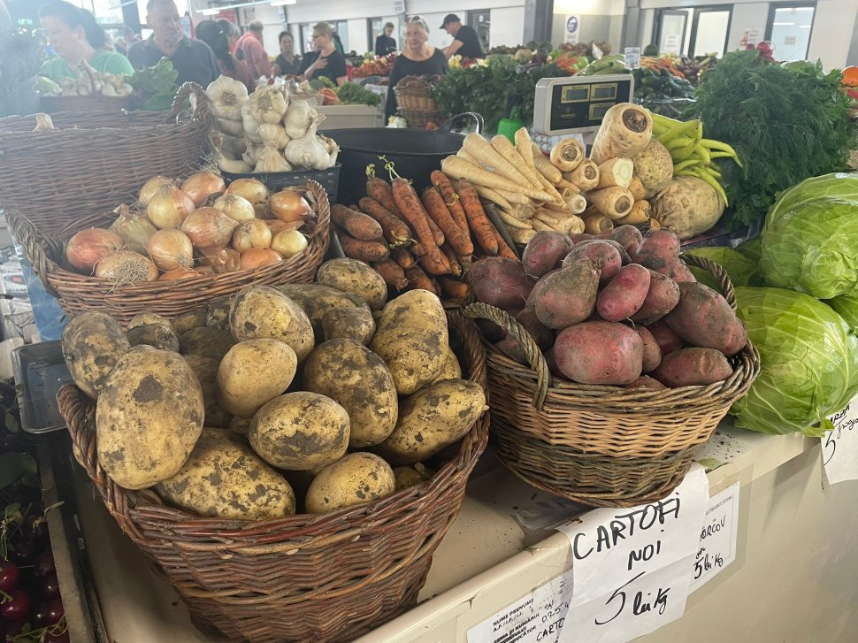 Sucevenii fac cumpărături din piață, deoarece calitatea face diferența 831