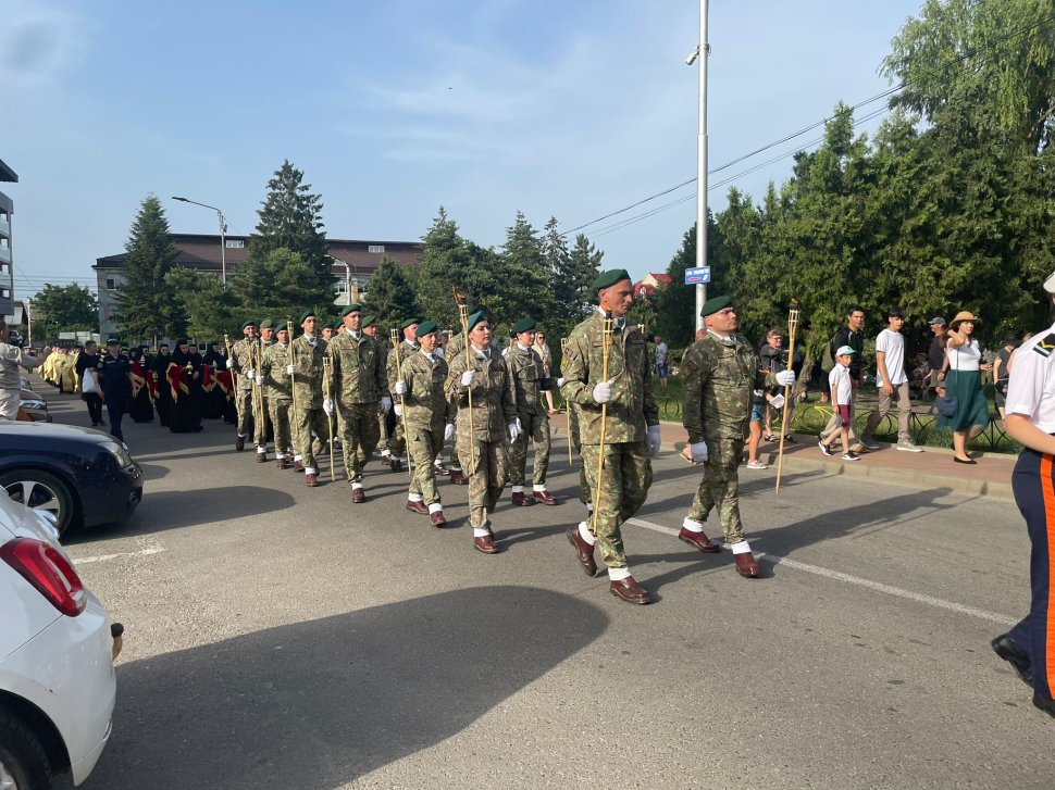 Procesiunea „Calea Sfinților” a adunat zeci de mii de credincioși la Suceava 881
