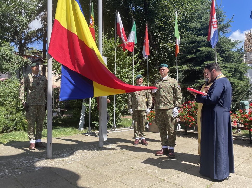 Ziua Drapelului Național sărbătorită în Piața Tricolorului din Suceava