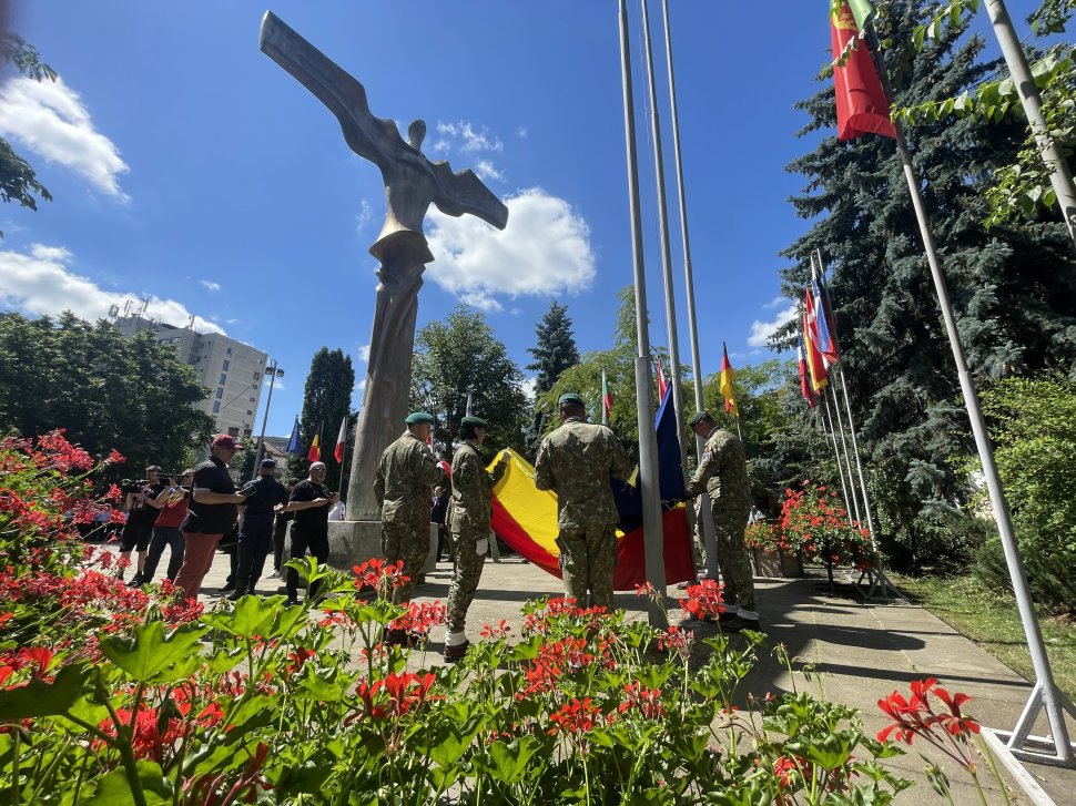 Ziua Drapelului Național sărbătorită în Piața Tricolorului din Suceava 978