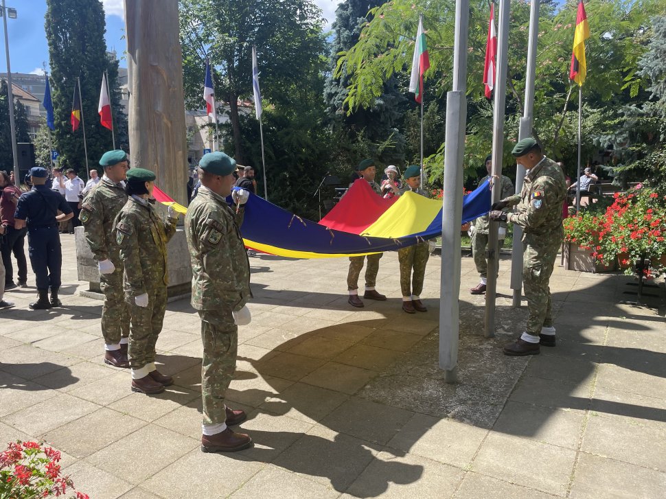 Ziua Drapelului Național sărbătorită în Piața Tricolorului din Suceava 979