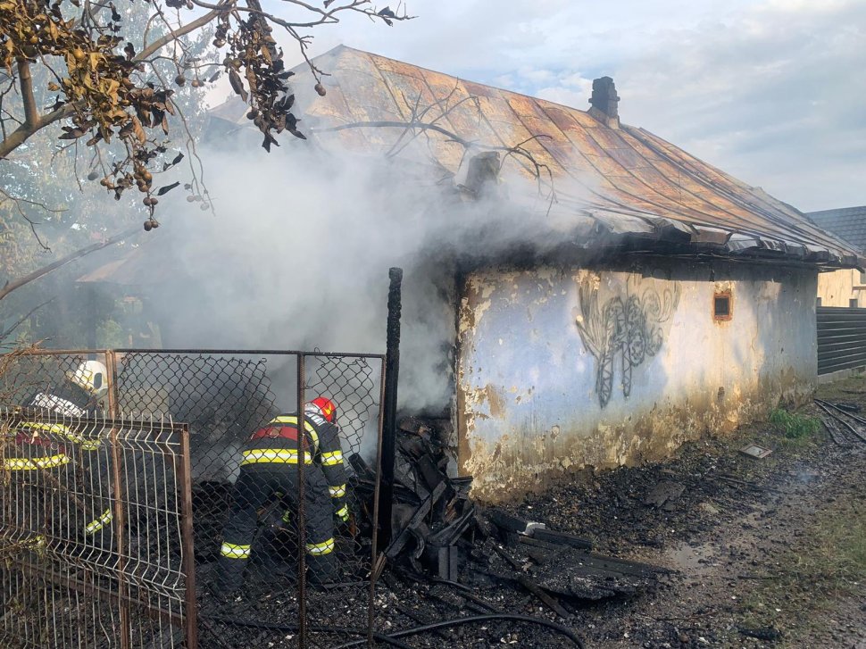 Incendiu la o casă din municipiul Suceava 1071
