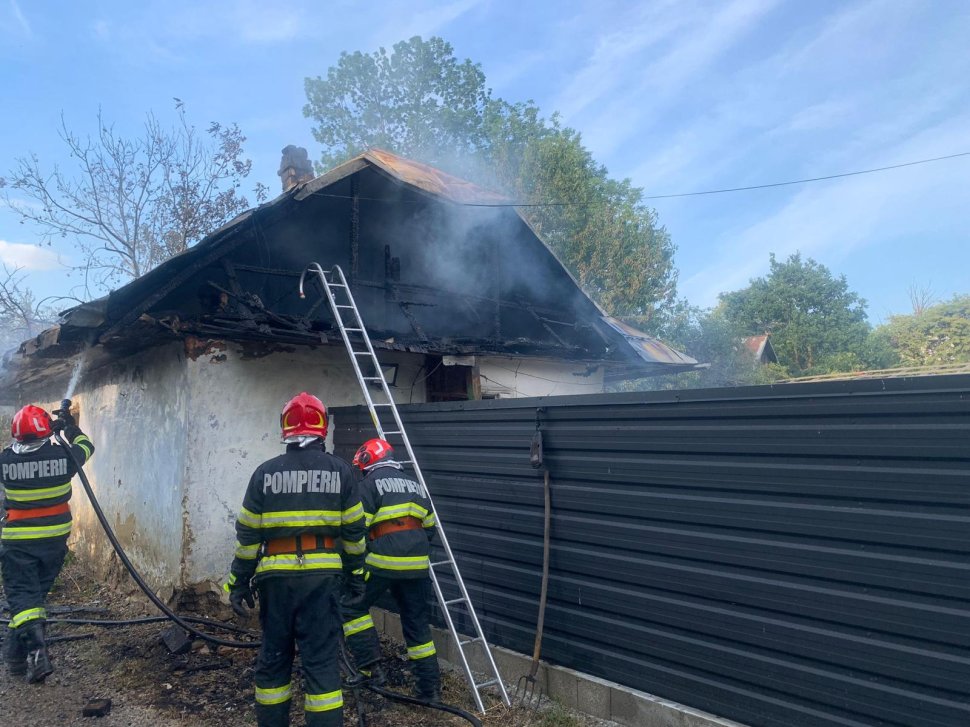 Incendiu la o casă din municipiul Suceava 1073