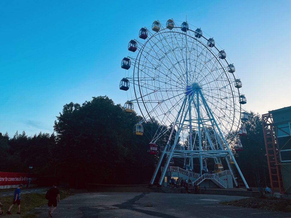 Singură roată panoramică din județ s-a deschis la Gura Humorului 1086