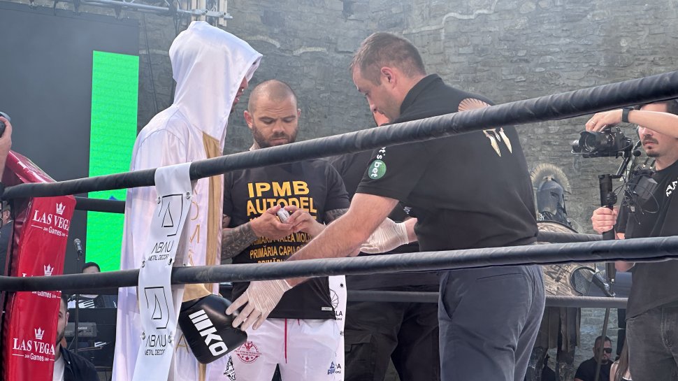 Suceava, capitala mondială a kickboxing-ului pentru o seară 1091