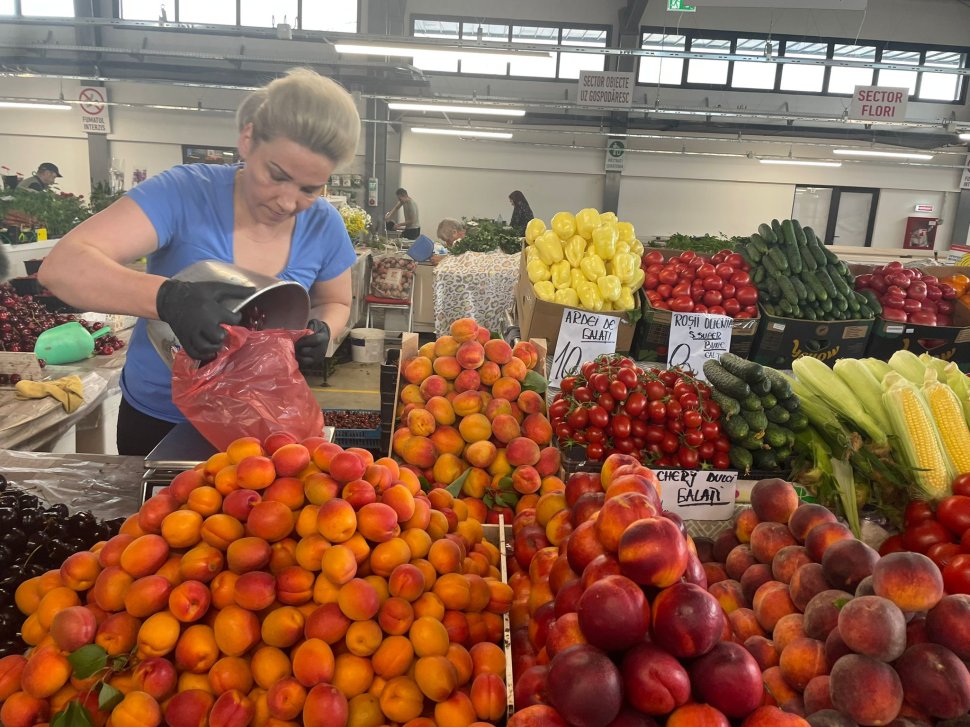 Sucevenii trec mai ușor de zilele toride, prin consumul de fructe și legume 1231