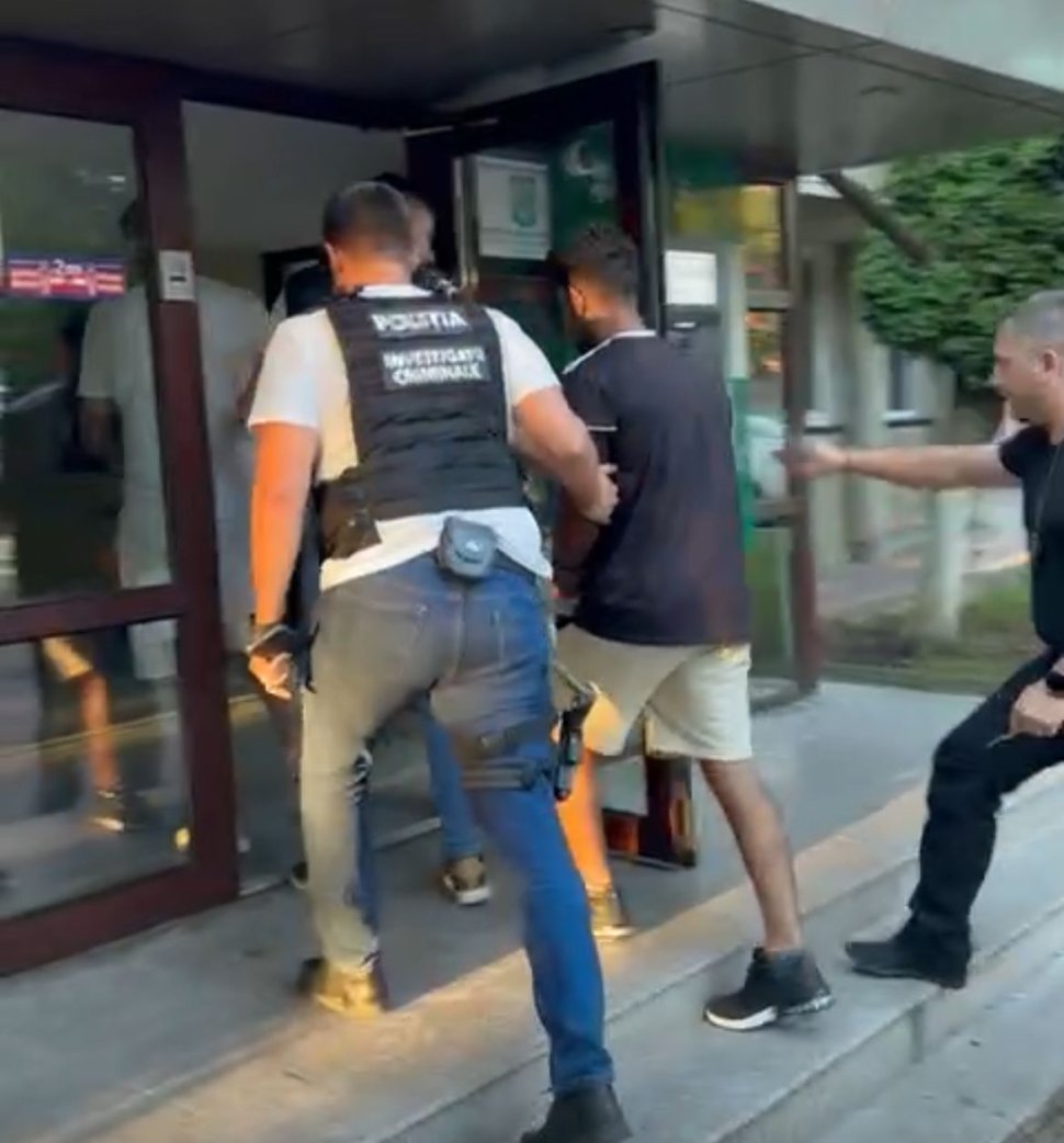 Bărbați reținuți pentru agresiune, în comuna Dornești 1249