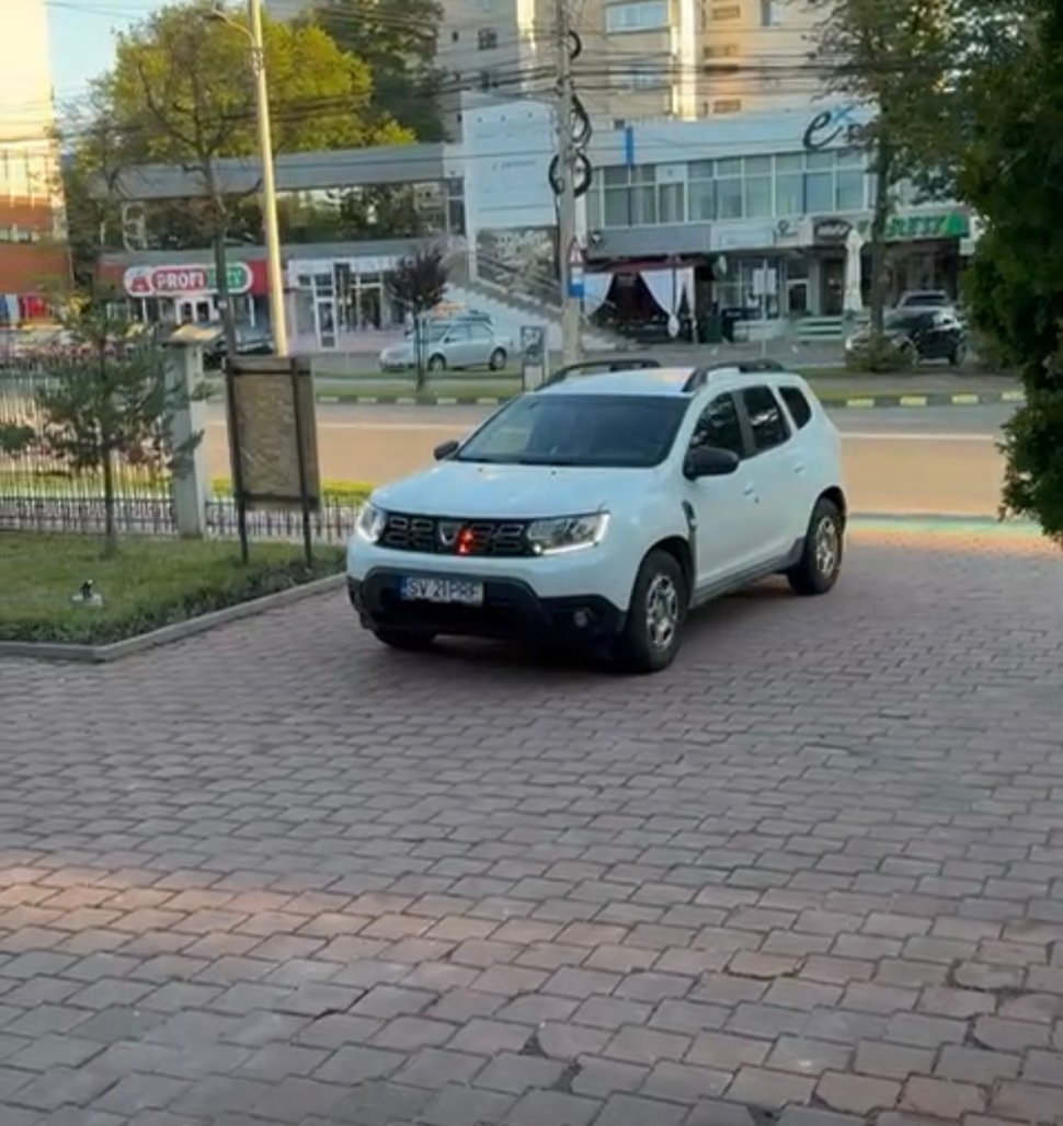 Bărbați reținuți pentru agresiune, în comuna Dornești 1251