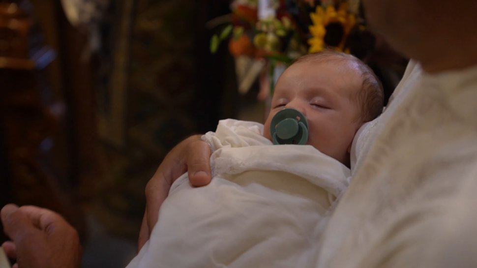 Primul copil al lui George Simion, a fost încreștinat la Rădășeni  1235