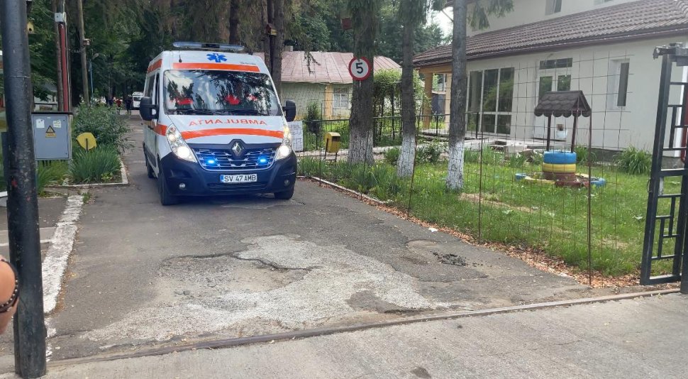 Incendiu la Centrul de Recuperare și Reabilitare Neuropsihiatrică din Sasca Mică 1385