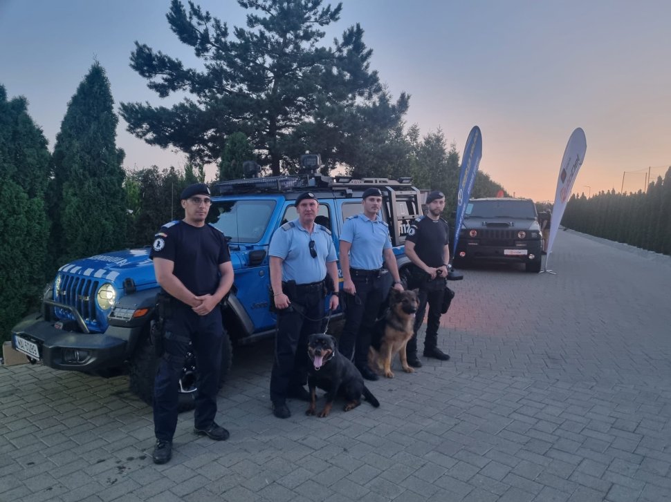 Exemplarele canine ale poliției și jandarmeriei au fost prezente la Festivalul „Deep in the Forest” 1396