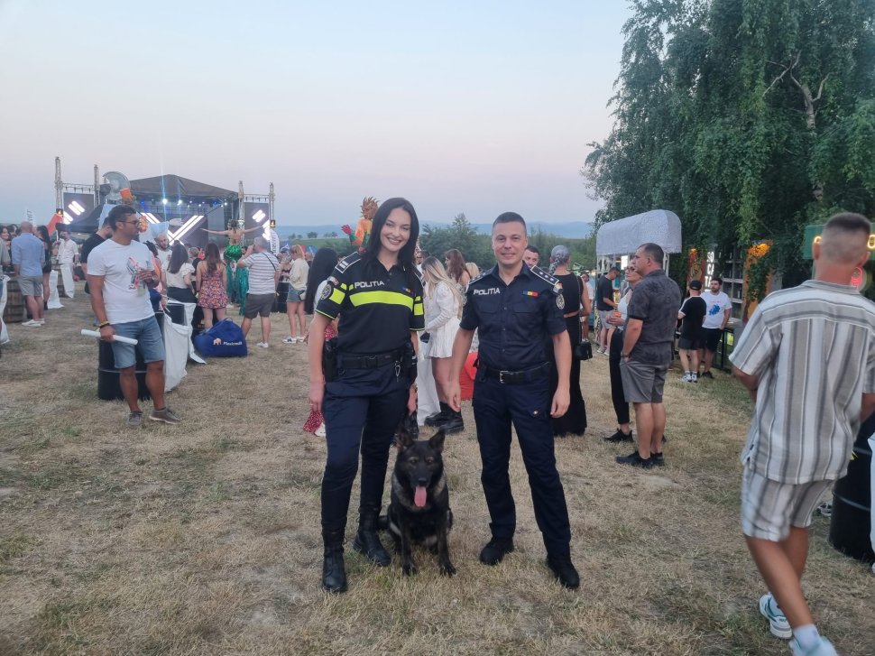 Exemplarele canine ale poliției și jandarmeriei au fost prezente la Festivalul „Deep in the Forest” 1397