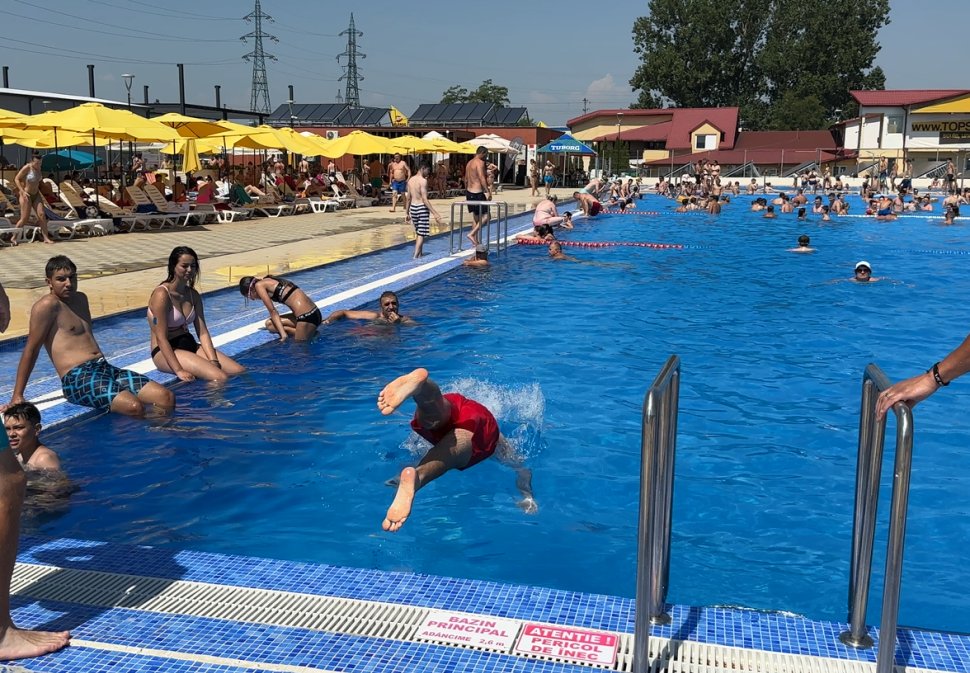 Ștrandul municipal luat cu asalt de suceveni 1418