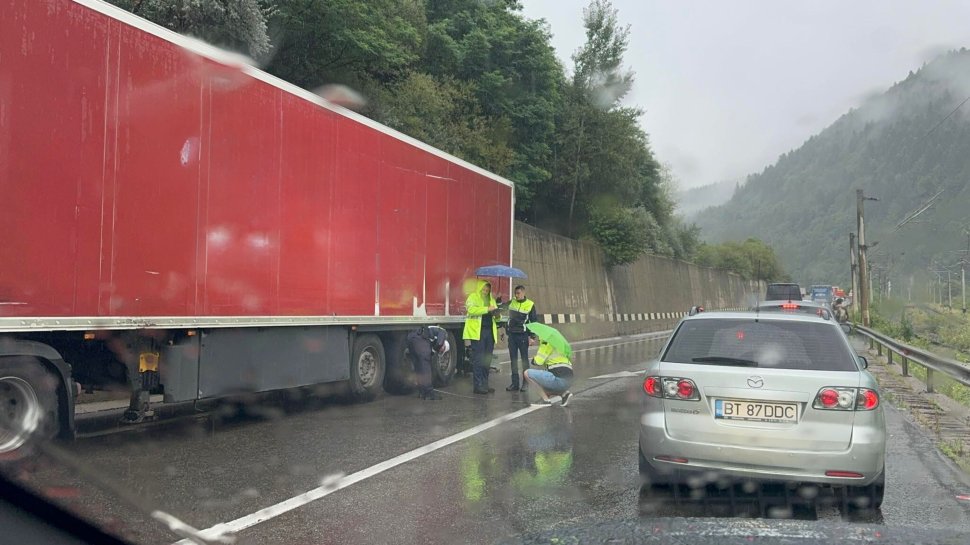 Plan Roșu de Intervenție activat, în urma unui accident rutier între un microbuz și un autotren la Prisaca Dornei 1531