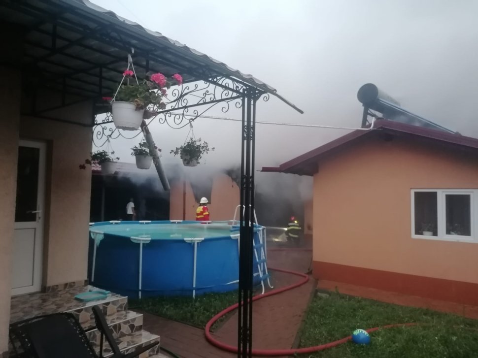 Incendiu la o gospodărie din Bogdănești 1538