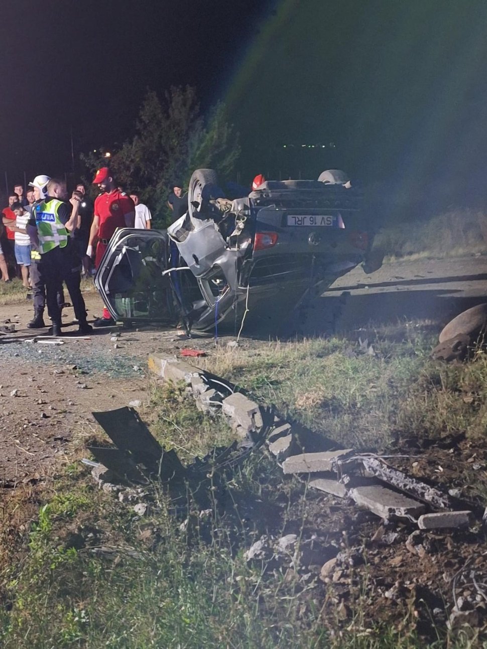 Accident rutier grav la calea ferată din Salcea  1586