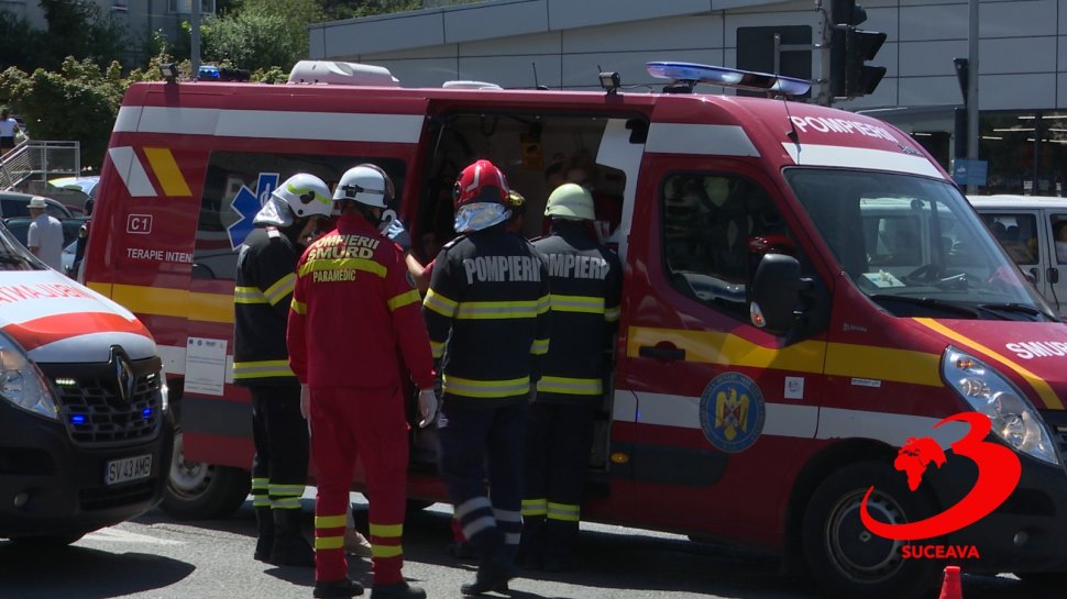 Autospecială de poliție implicată într-un accident rutier grav în cartierul Obcini din Suceava 1682
