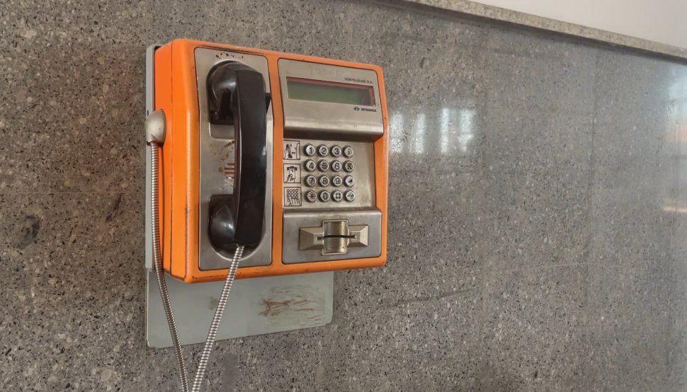 Telefoanele publice au rămas în amintirea sucevenilor 1756