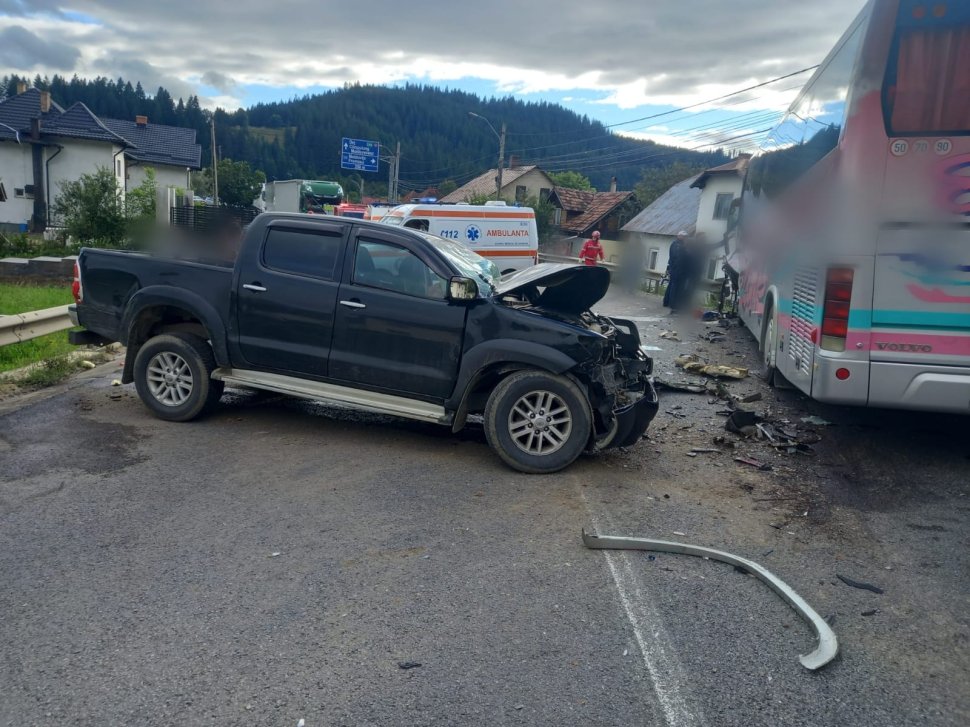 Accident rutier între un autocar și o mașină, în localitatea Vama 1886
