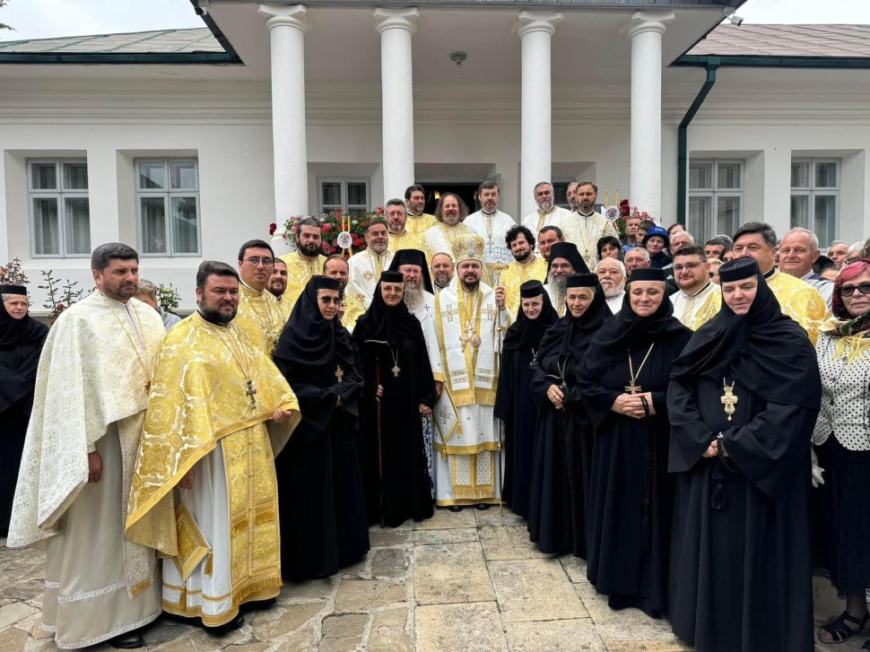 Hramul Mănăstirii Slatina sărbătorit de Schimbarea la față 1866