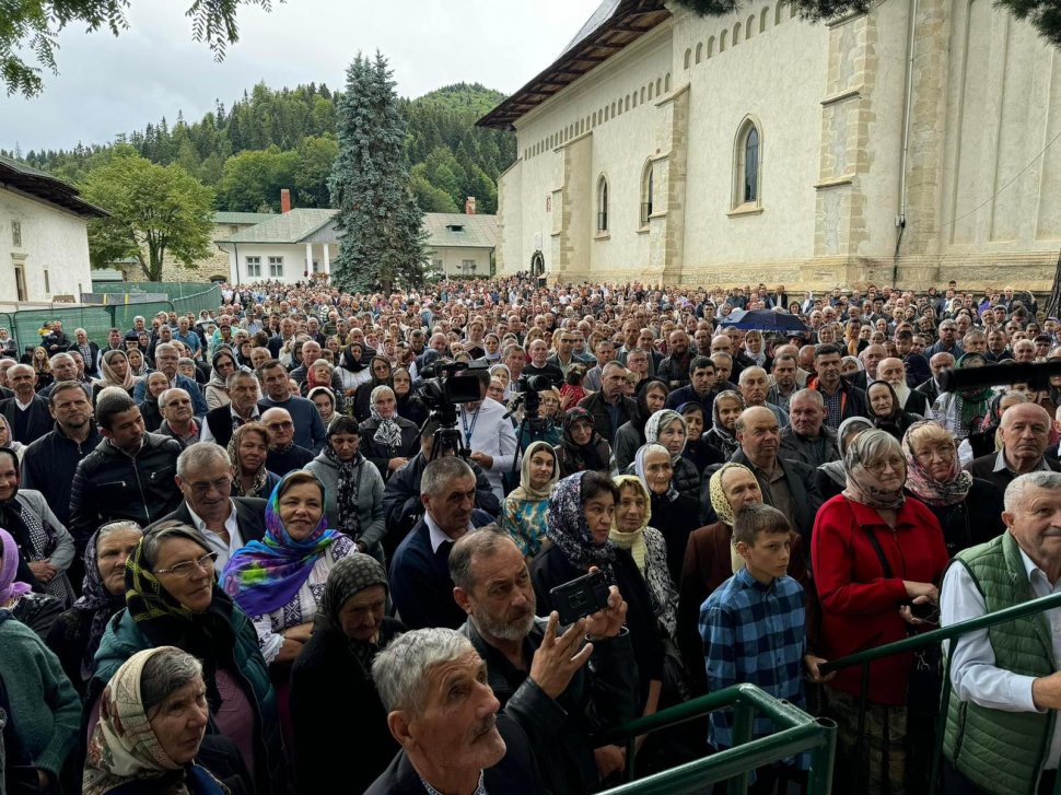 Hramul Mănăstirii Slatina sărbătorit de Schimbarea la față 1872