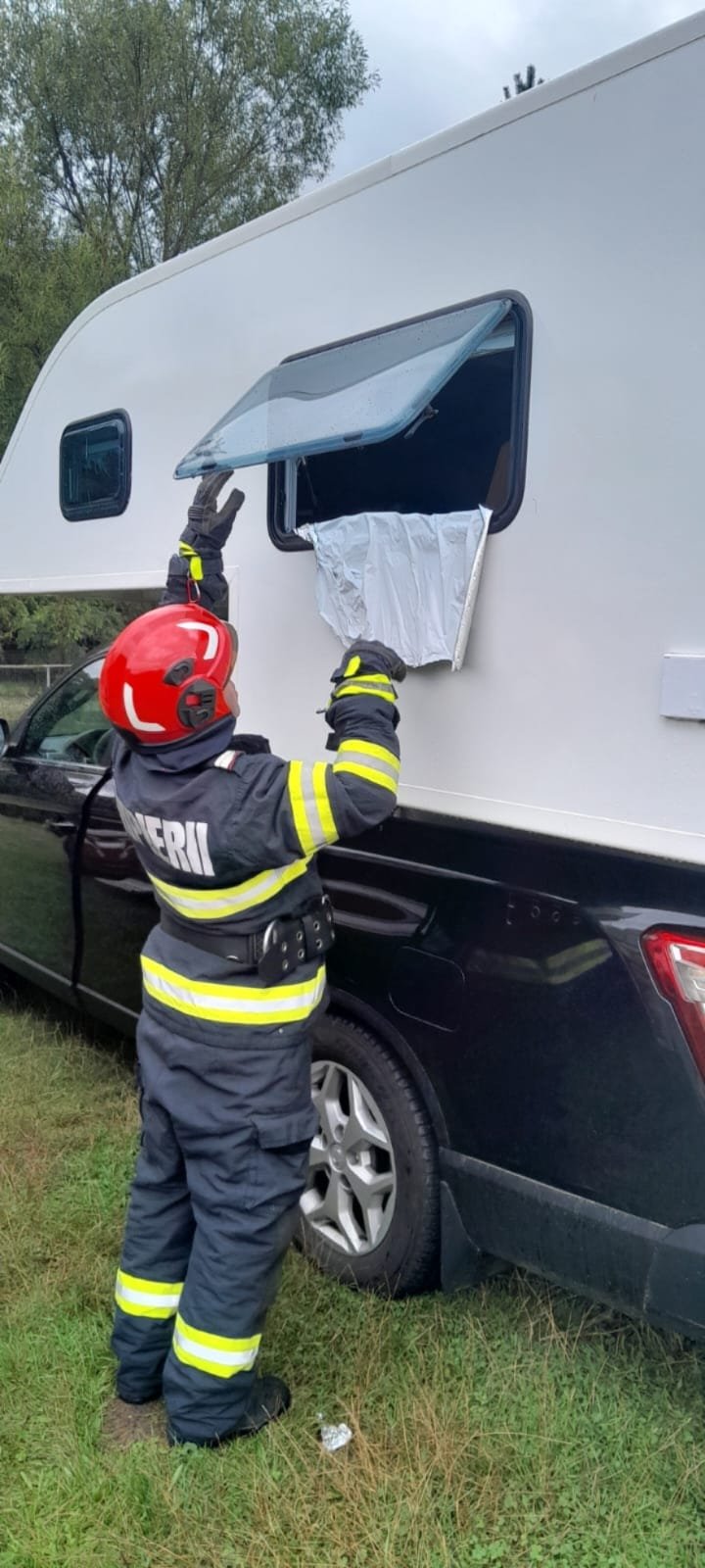 Momente de panică pentru două persoane, după o explozie în rulota în care stăteau 1837