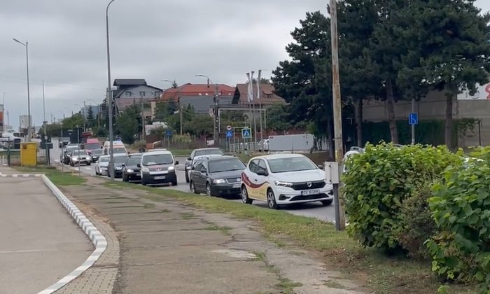 Tamponare continuată cu o cearta, în sensul giratoriu de pe Bld. Sofia Vicoveanca 1863