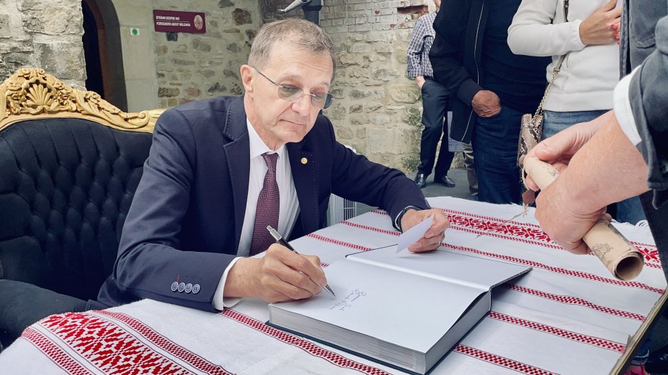 Președintele Academiei Române, academicianul Ioan Aurel Popa, a fost prezent sâmbătă la Suceava 1962