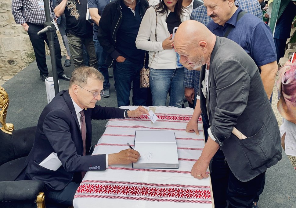 Președintele Academiei Române, academicianul Ioan Aurel Popa, a fost prezent sâmbătă la Suceava 1965