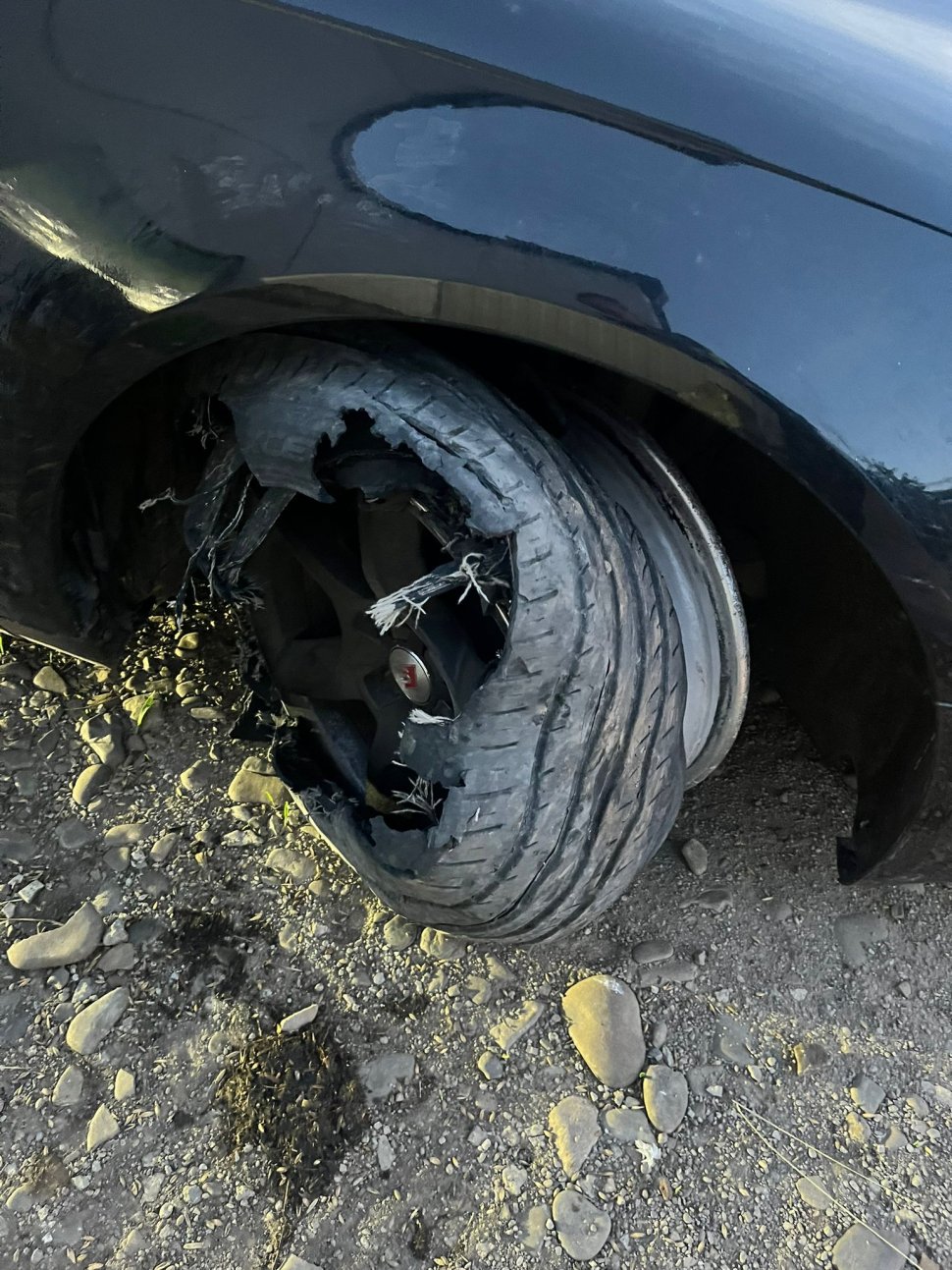 Amendă de 11.000 de lei și permis suspendat pentru 270 de zile pentru un tânăr care nu a oprit la semnalele polițiștilor 1980