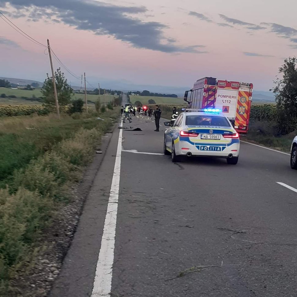  Doi morți și un rănit grav după ce un șofer beat a intrat într-o căruță