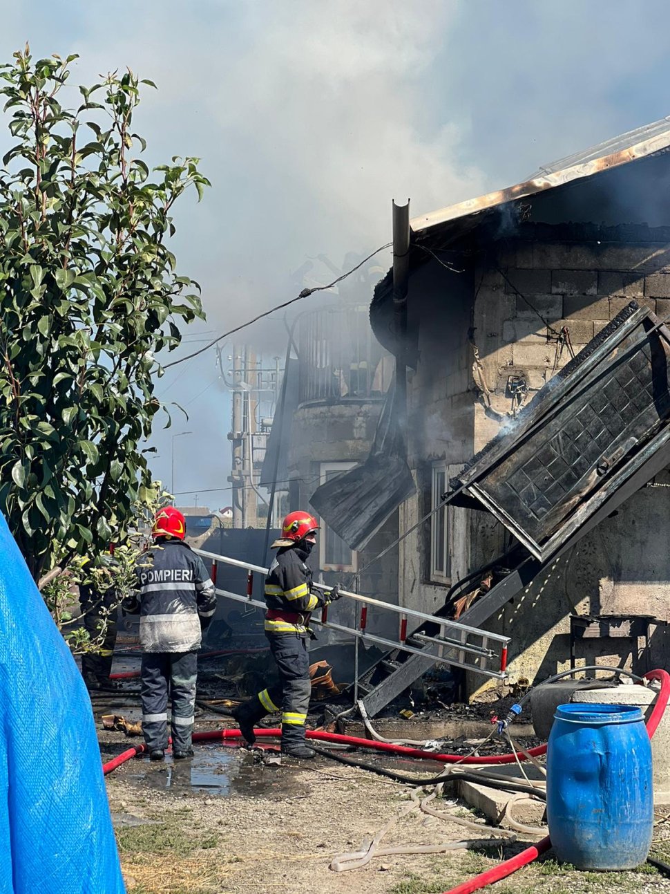 Incendiu de proporții la o locuință din Stamate  2092