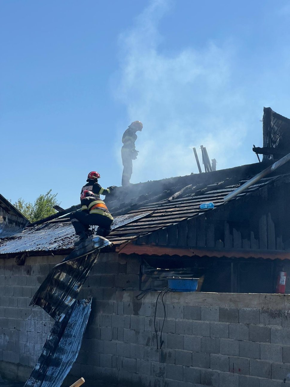 Incendiu de proporții la o locuință din Stamate  2093