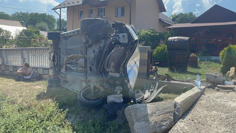 O depășire a provocat un accident teribil în Bunești, pe E85 2199