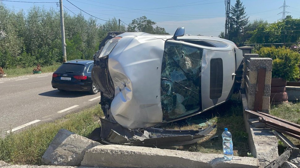 O depășire a provocat un accident teribil în Bunești, pe E85 2206