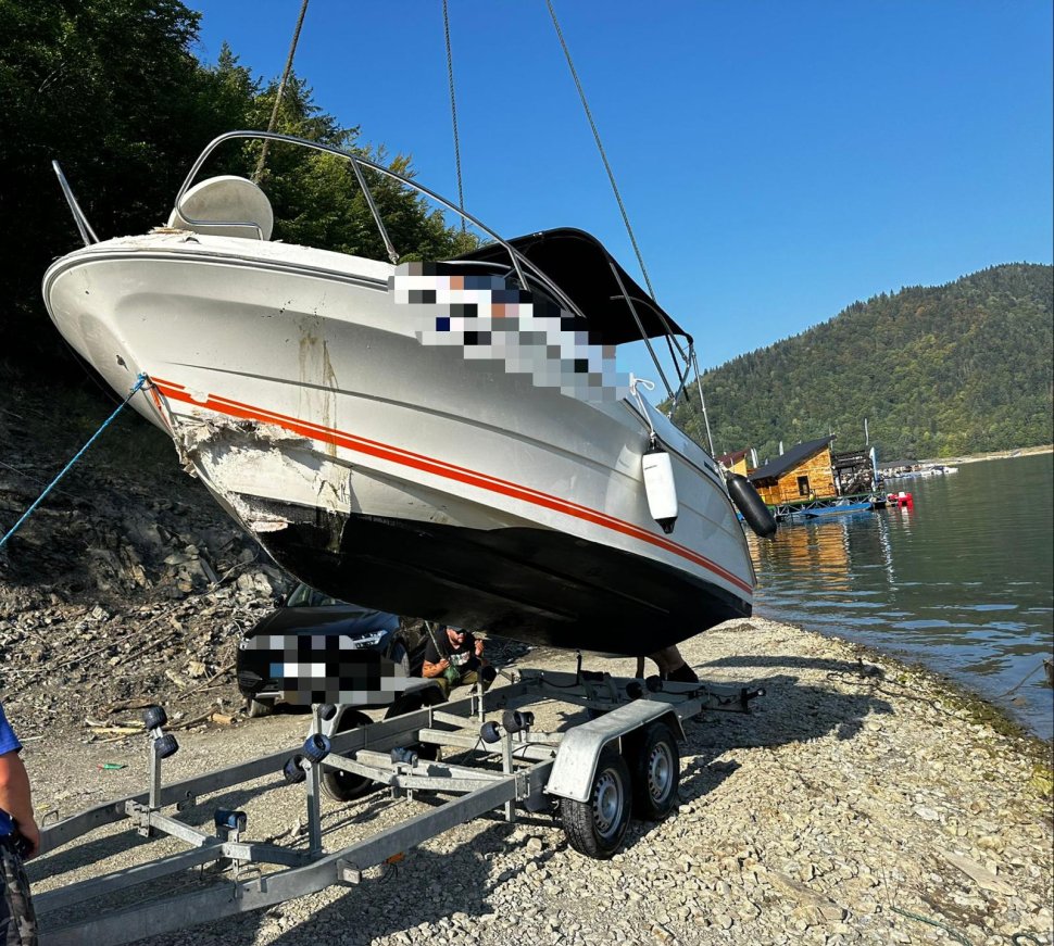 Eveniment pe Lacul Izvorul Muntelui 2386