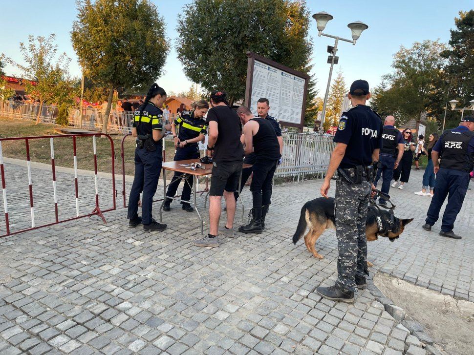 Forțe suplimentare de poliție pentru siguranța participanților la evenimente 2392