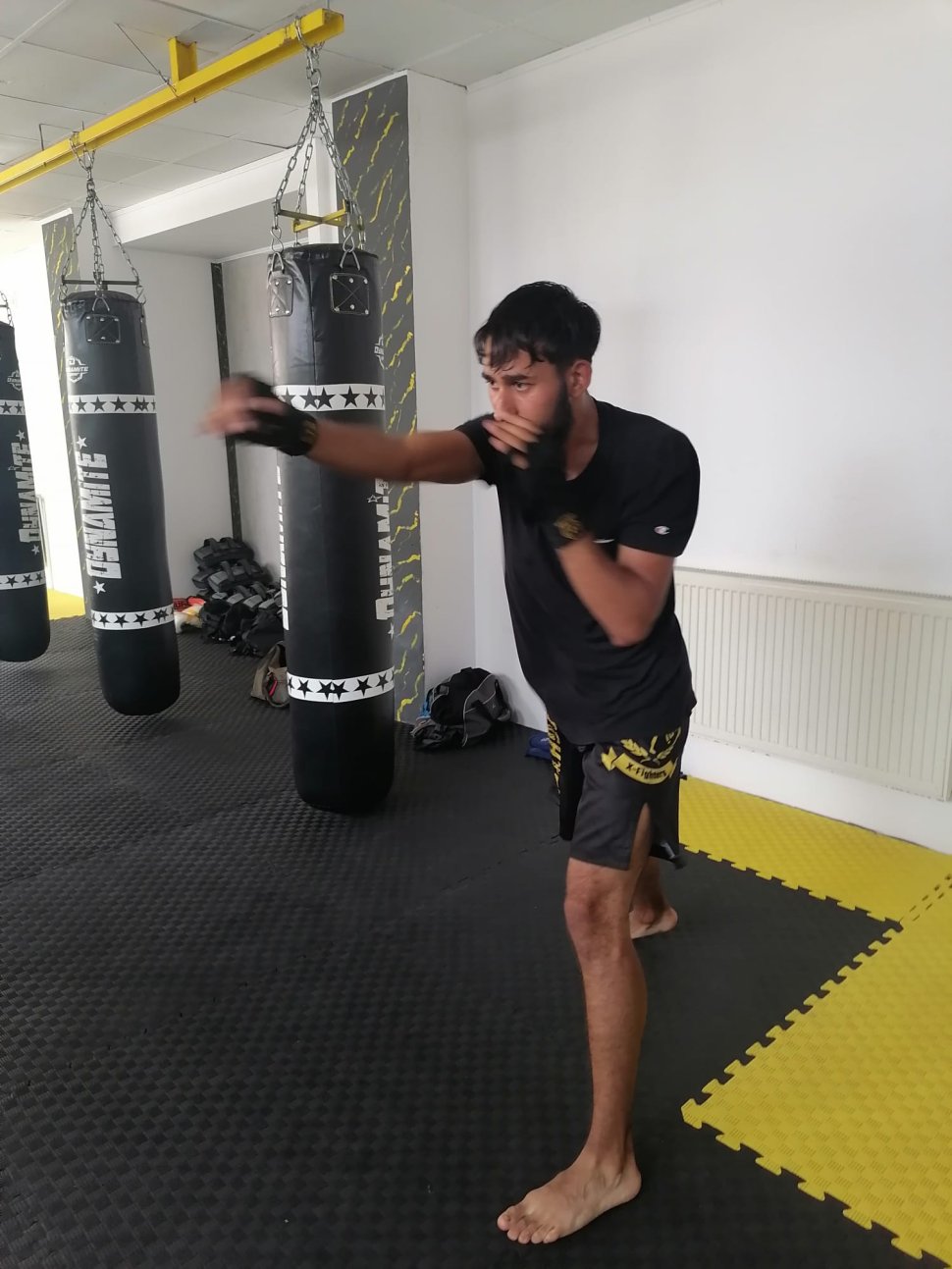 Tinerii luptători din Bucovina se pregătesc pentru Gala X-Fighters League 2452