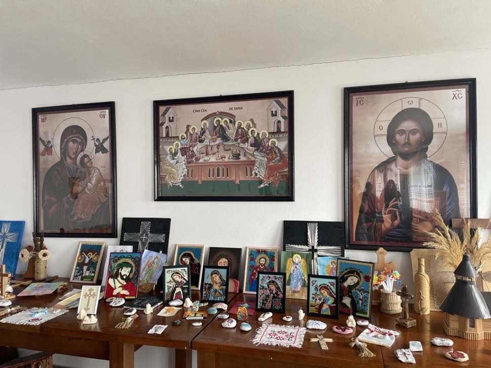 Zeci de copii din comunitatea boroiană, la școala de vară „Binecuvântată fii, copilărie! 2501