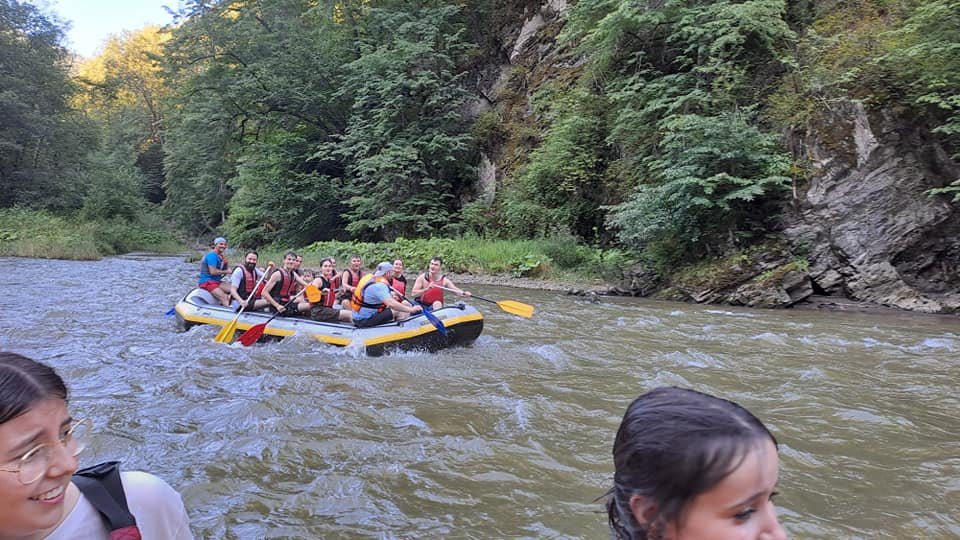 Asociația tinerilor ortodocși suceveni - rafting pe Bistrița 2683
