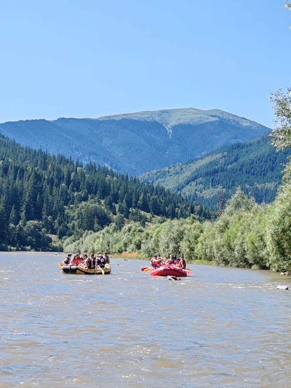 Asociația tinerilor ortodocși suceveni - rafting pe Bistrița 2690