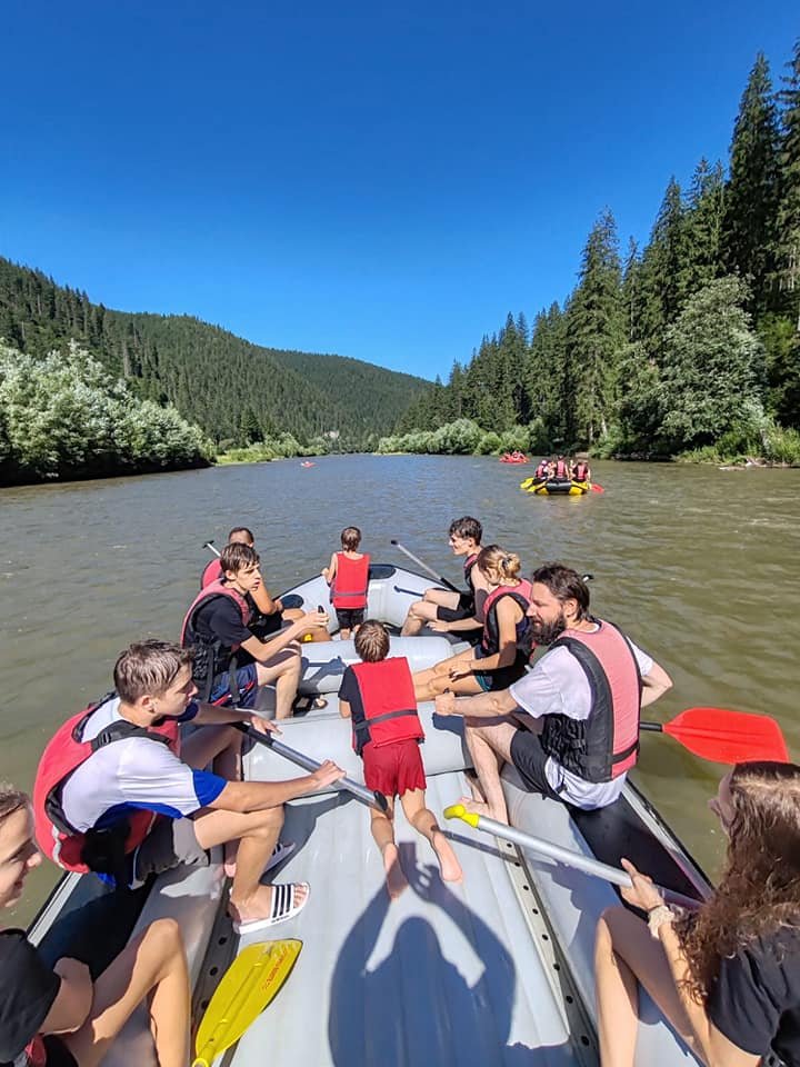 Asociația tinerilor ortodocși suceveni - rafting pe Bistrița 2694