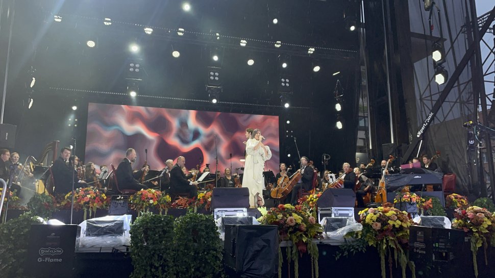 Zâmbete, aplauze și invitați de seamă la „Simfonii de toamnă” 2661