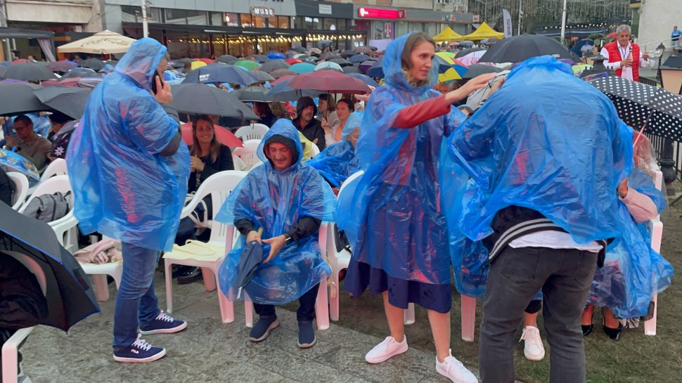 Zâmbete, aplauze și invitați de seamă la „Simfonii de toamnă” 2663